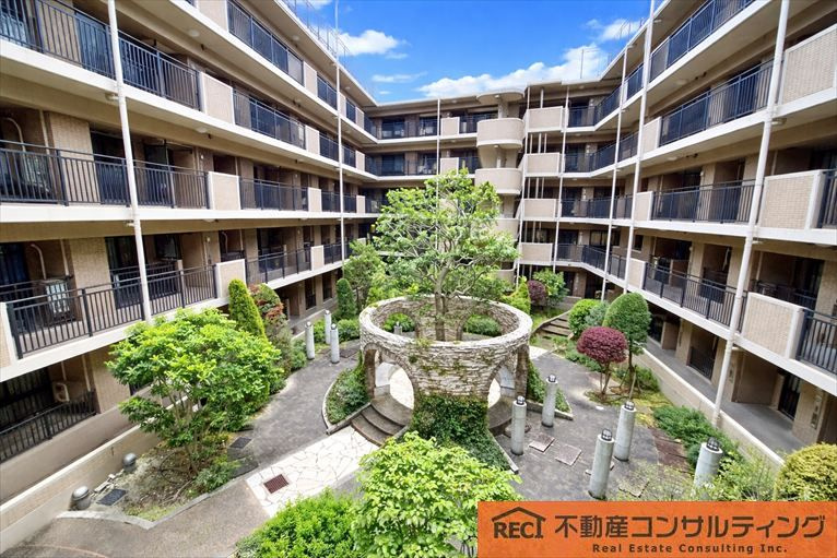 コスモ芦屋川シーサイドテラスの外観