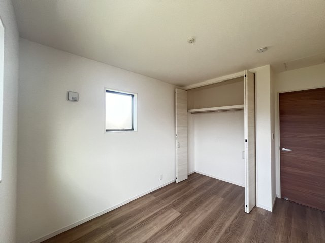 大和郡山市矢田町の子供部屋|洋室5.3帖　クローゼット付き