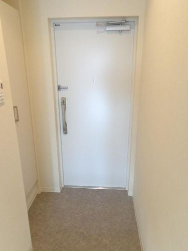 ヒュペリオン東陽町の玄関