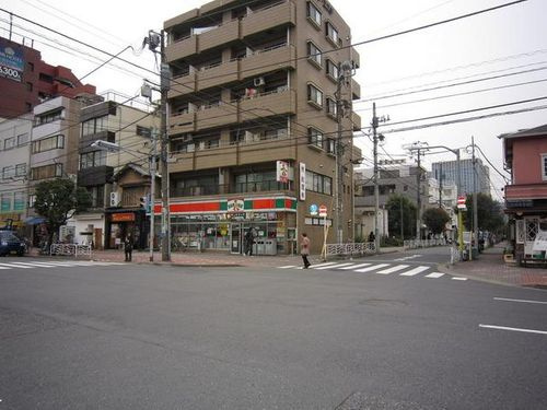 ヒュペリオン東陽町の周辺
