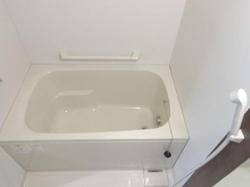 ヒュペリオン東陽町の浴室