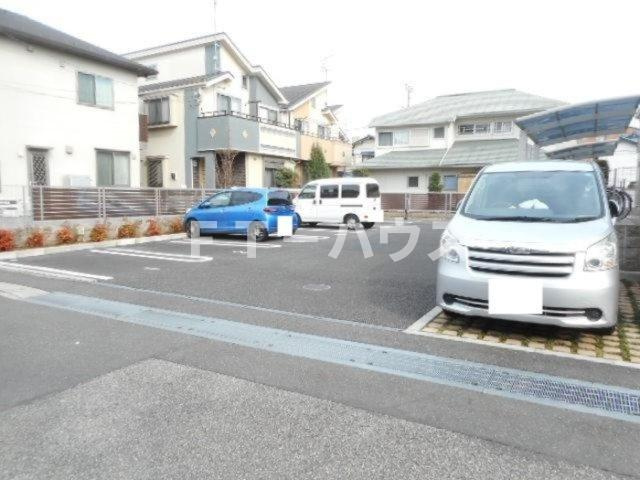 ドミールジュンの駐車場|駐車場（要空き確認）