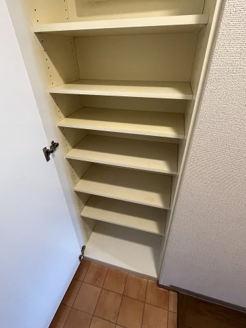 ☆シューズBOX☆702号室参考写真