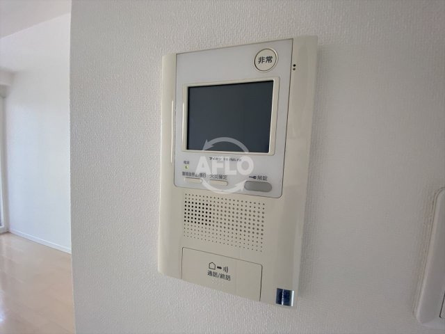 レオンコンフォート谷町六丁目のセキュリティ|レオンコンフォート谷町六丁目　TVモニター付きインターホン