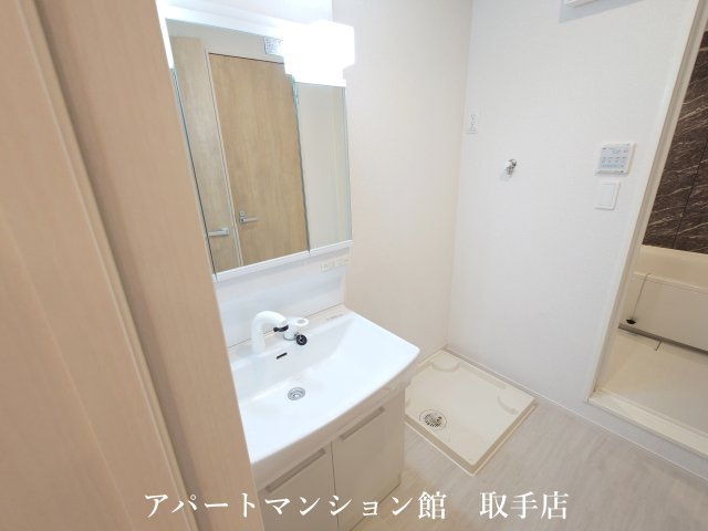 エルヴェの独立洗面台