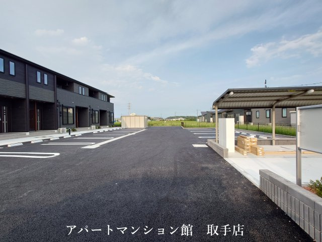 エルヴェの駐車場
