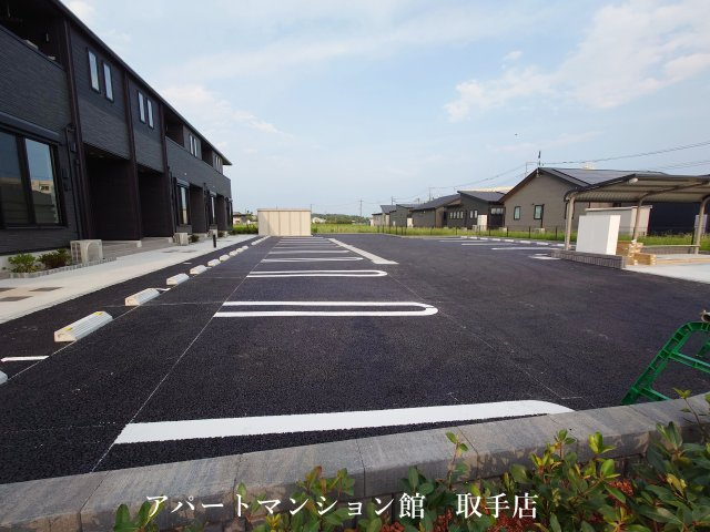 エルヴェの駐車場