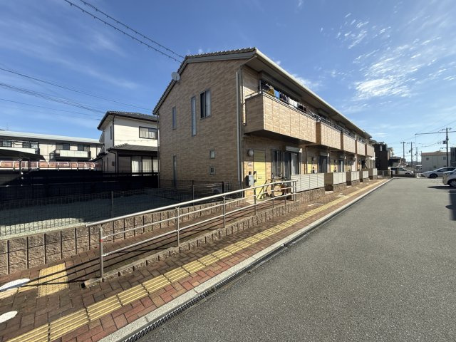 サニーフラット飾東