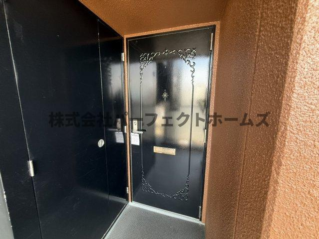 ロジェ藤阪の玄関|毎日通る玄関はこちらです
