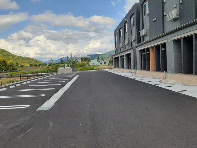 ＷｉｎｇｓＡの駐車場
