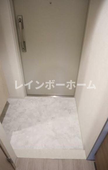 エターナル大野の玄関