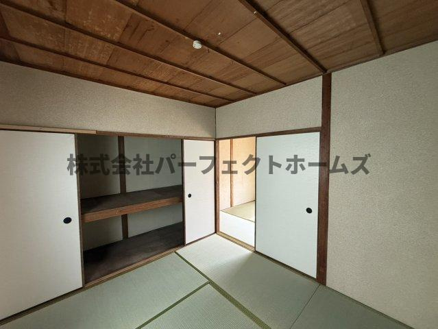香里西之町テラスハウス　賃貸の和室|和室、ちょっとしたくつろぎスペースにいかがでしょうか
