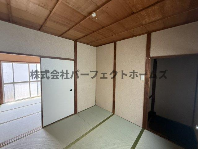 香里西之町テラスハウス　賃貸の和室|和室です