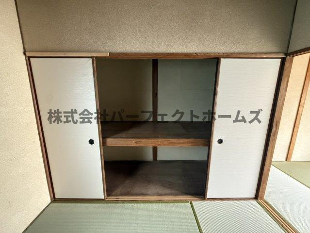 香里西之町テラスハウス　賃貸の収納|収納があります