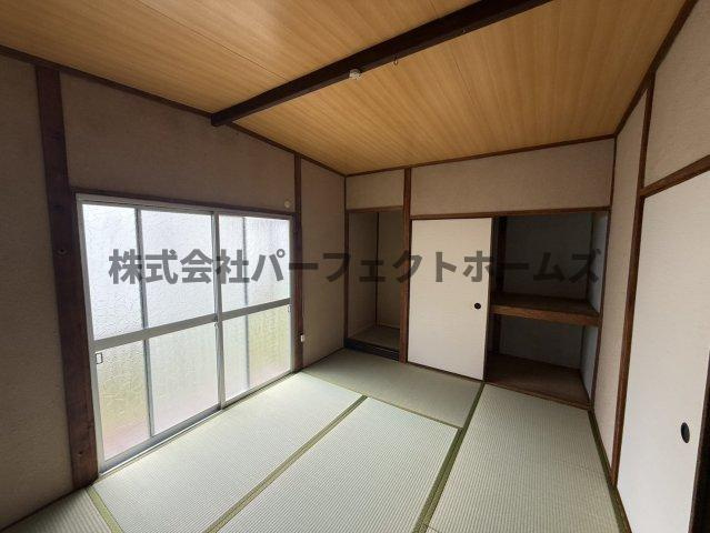 香里西之町テラスハウス　賃貸の和室|和室です