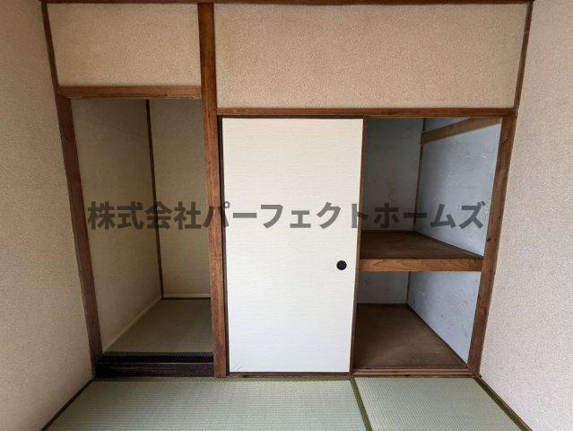 香里西之町テラスハウス　賃貸の収納|専用の収納スペースです