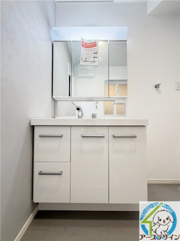 明石二見町西二見戸建の独立洗面台