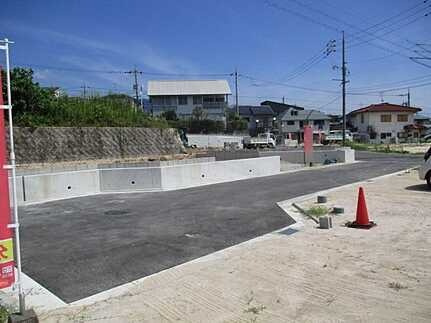 廿日市市地御前北３丁目　新築一戸建ての前面道路含む現地写真