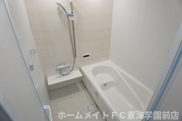 アペゼ　OBGの浴室