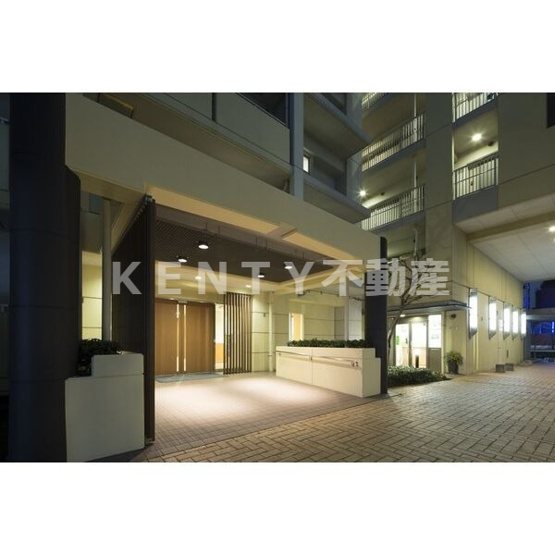 【エントランス】 | アクティ目黒駅前１号棟 | 清潔なエントランスです