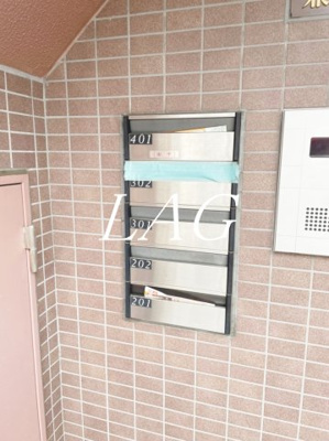 【その他共用部分】 | 兼高ビル | 集合ポストになります。