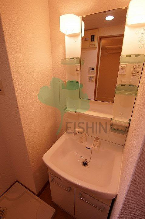 イル・グラッツィア薬院Ⅲの洗面所|シンプルで使いやすい洗面台です！