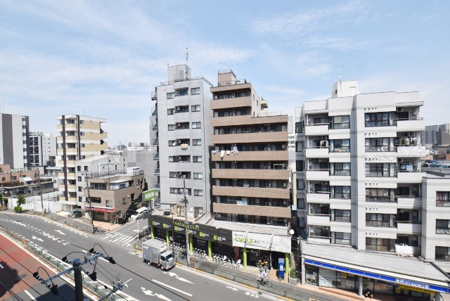 【展望】 | アリュージュ南千住 | バルコニーからの景色です～即日のご見学可能～　お問合せはお気軽にどうぞ。