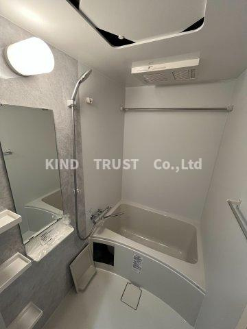 セレニテ梅田北グランデの浴室