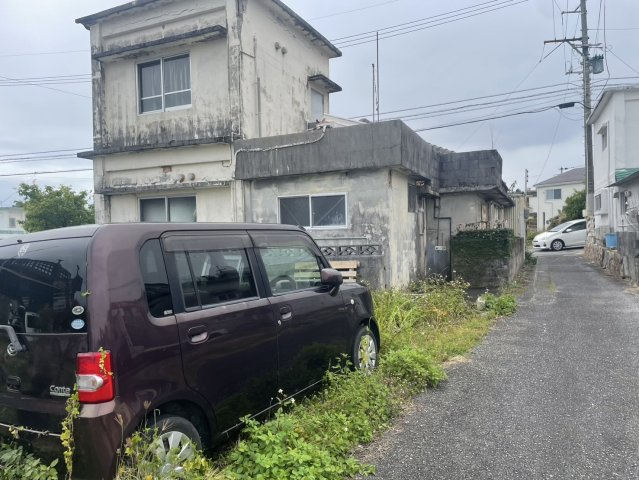 沖縄市八重島の周辺