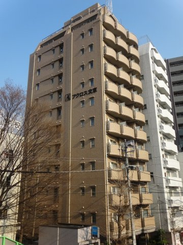 アクロス文京の外観