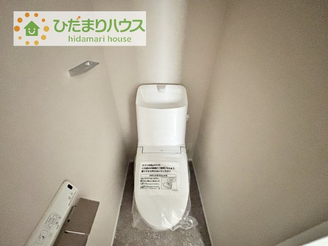 【トイレ】 | 筑西市二木成　新築戸建　2号棟 | 1・2階にトイレあり。階段を降りなくてもいいので、高齢者の方も優しい☆彡