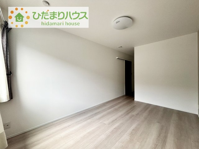 【寝室】 | 筑西市二木成　新築戸建　2号棟 | ゆとりのある主寝室！ご家族全員で寝れちゃいます♪