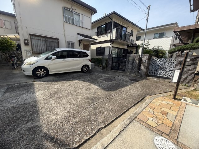 神戸市西区枝吉４丁目戸建の前面道路含む現地写真
