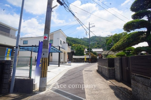 【前面道路含む現地写真】 | 八尾市神宮寺5丁目　【B号棟/全4棟】 | 【前面道路：幅員約4.3ｍ】