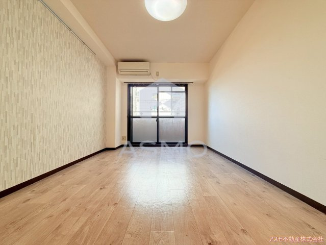 【居間・リビング】 | インターナショナル上汐 | 同マンション別部屋　参考写真