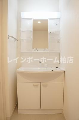 仲介手数料（賃料の1.10ヵ月）の50％OFF対象物件！の洗面所
