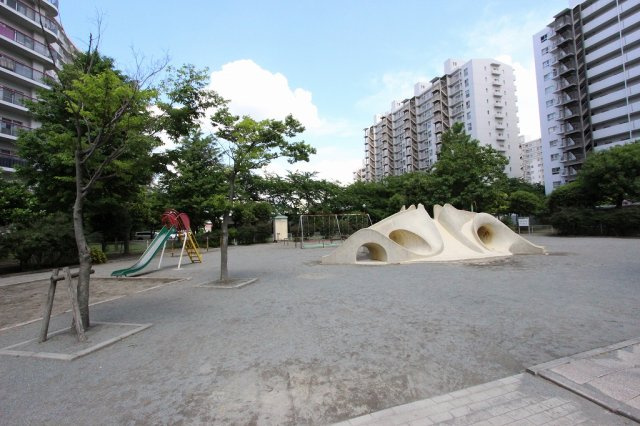 パークフィールドみさとテラ・ウエスト3街区2号館のその他共用部分|公園があります