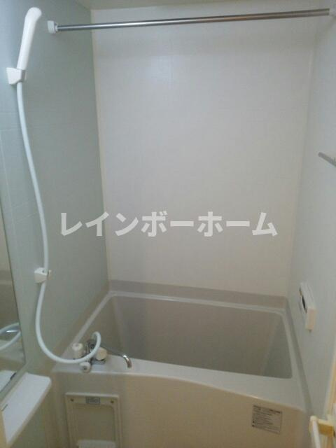 ブレイブコートの浴室