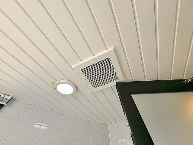 MARINA芦屋の浴室