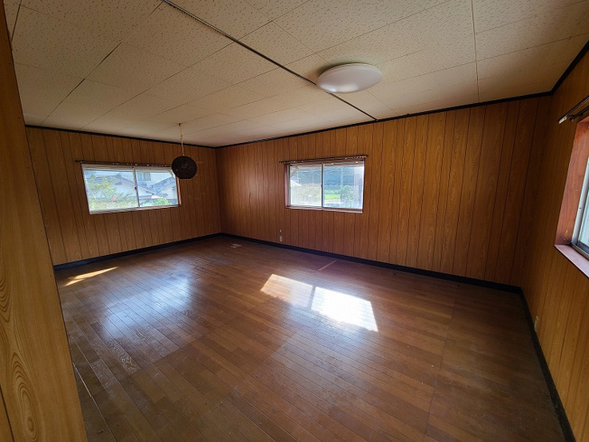 【その他】 | 八雲町熊野中古戸建 | ガレージの2階です