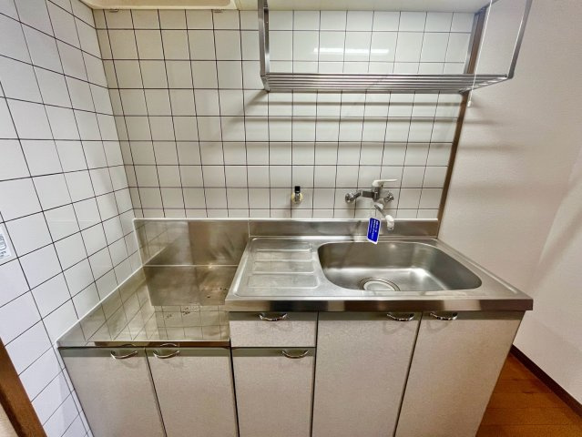 フィオーレ市場東のキッチン