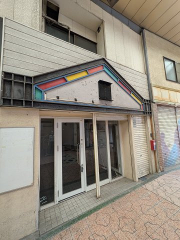 サンロード　店舗付住宅の外観