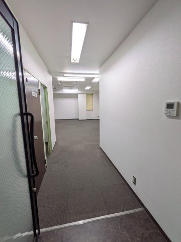 サウサービルの内装