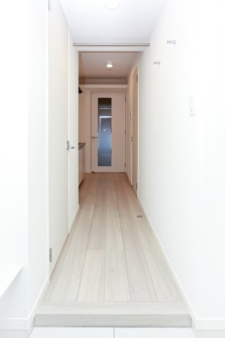 サヴォイ博多スーペリア　7階の玄関|別号室のものです。現状優先になります。