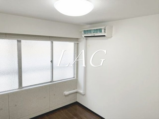 【居間・リビング】 | TRビル | 洋室のお部屋です。