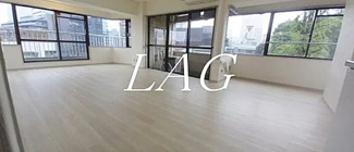 【居間・リビング】 | シャレーコート | 洋室のお部屋です。