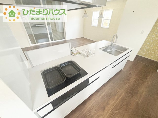 【キッチン】 | 牛久市田宮町　中古戸建 | アイランドキッチンなので、壁も仕切りもなく開放的です♪