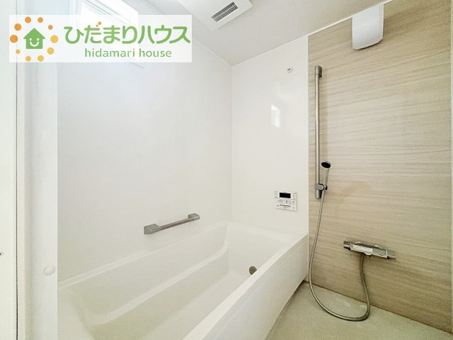 【浴室】 | 牛久市田宮町　中古戸建 | ゆったり浸かれる広々バスルーム♪お子様とも一緒に入れます(^^)/