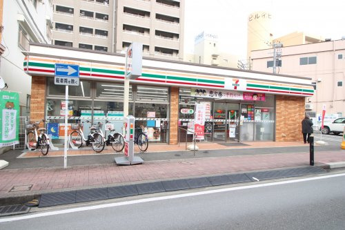 コンフォートベネフィス高宮の周辺|【コンビニエンスストア】セブンイレブン 福岡大楠1丁目店まで172ｍ