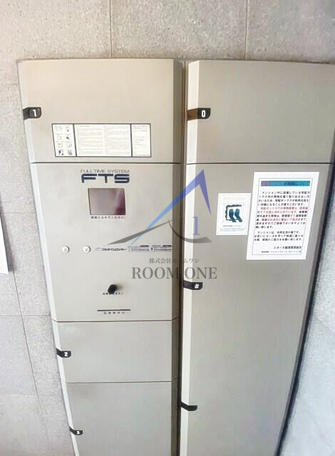 レオーネ綾瀬のその他共用部分|宅配ボックスです。
